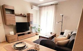 Elpida'S House